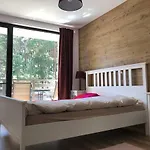 Borov Park 3 Apartamento