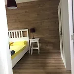 Apartamento Borov Park 3 *