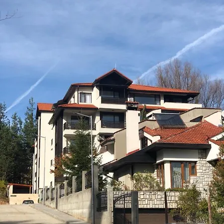Borov Park 3 Apartment *
