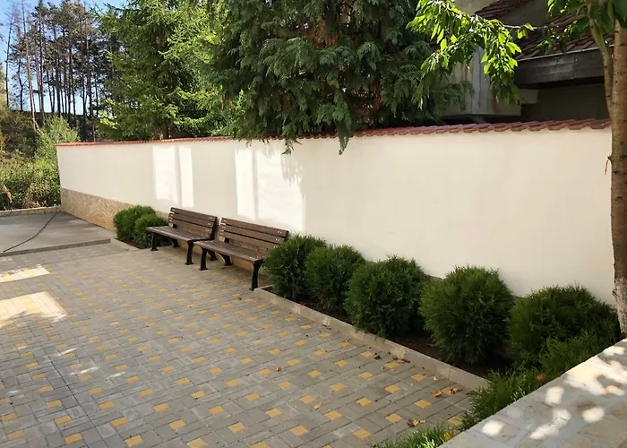 Borov Park 3 דירה